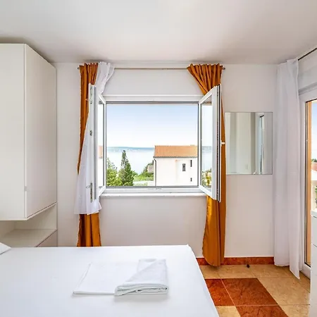Mit Wasserblick Apartment Starigrad Paklenica